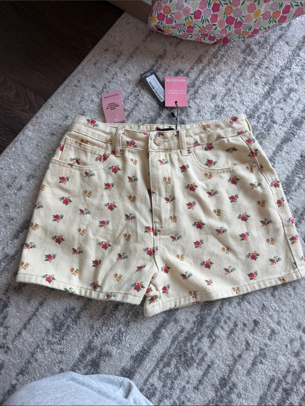 PrettyLittleThing Cream Floral High-Rise Denim Shorts